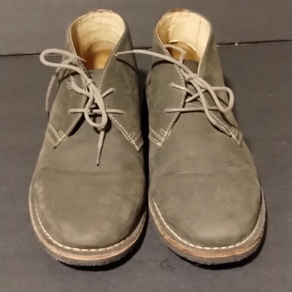 Murphy Donnelson Sheepskin men's gray Suede Chukka Boot Sz 9 Good condition